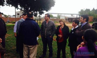 Vecinos del Pirayu� obtuvieron el apoyo de ediles para que les restituyan una plaza