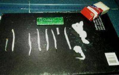 Detienen a j�venes con droga