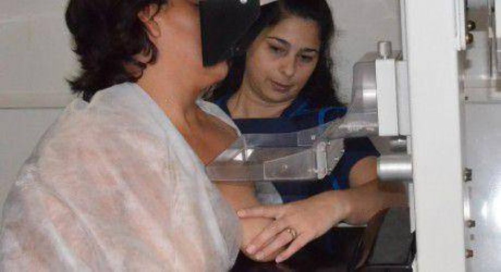 Recuerdan importancia de realizarse mamograf�as a partir de los 40 a�os