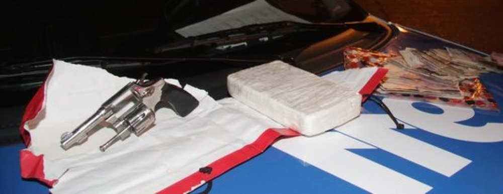 Detuvieron a una persona con un kilo de coca�na en Candioti Norte
