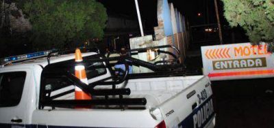 Los polic�as negaron que lavaron el m�vil: dijeron que s�lo tiraron agua para �reanimar� a Guirula