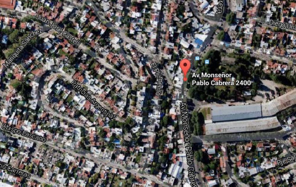 Un auto se estrell� con un �rbol en C�rdoba: cuatro heridos