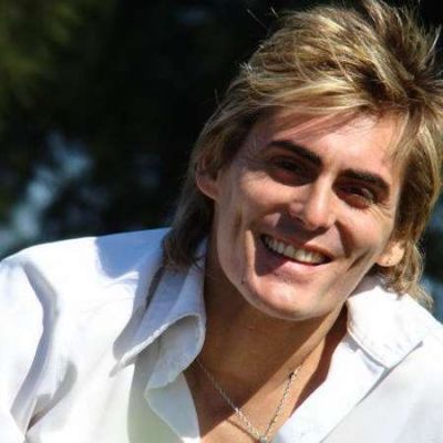 Cantante de Comanche denunci� a empresario riojano por estafa