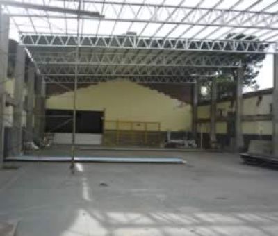 Comenzaron a techar el gimnasio del CEF