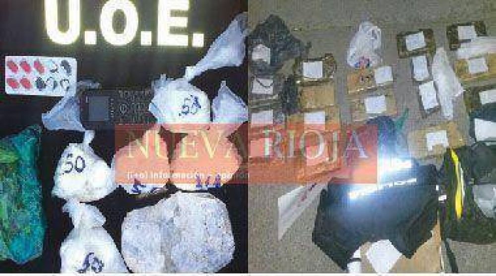 Arrojan al piso 12 kilos de droga para poder escapar de la Polic�a