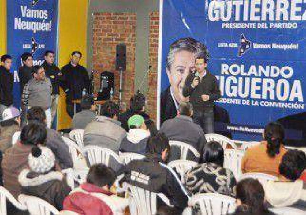 Guti�rrez contin�a de campa�a con la CGT que lo respalda 
