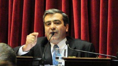 Cano pidi� que el Estado controle precio de la garrafa social