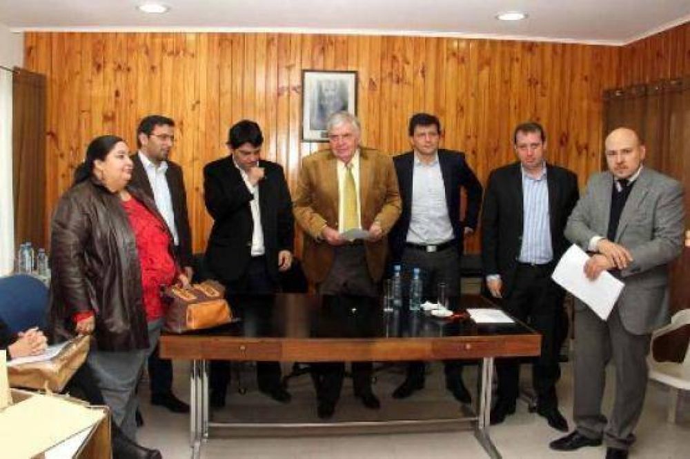 Apertura de Licitaci�n para la ampliaci�n del Hospital de Piedra Buena con fondos de Naci�n