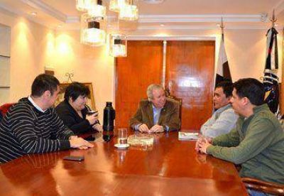 Peralta recibi� a dirigentes de la FeSOEM