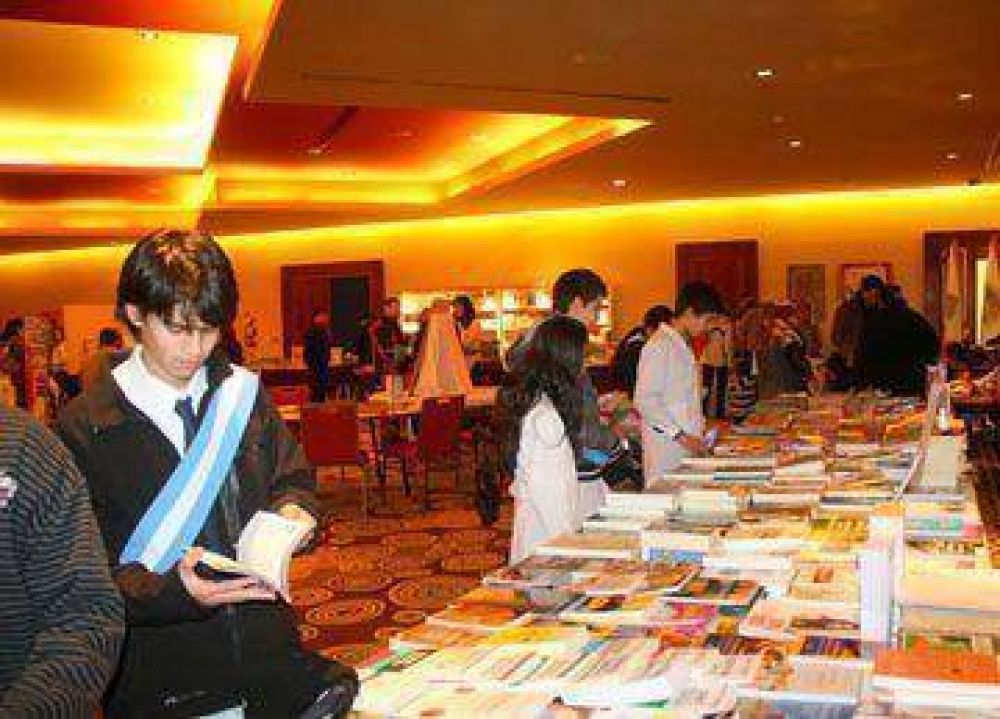 El Calafate organiza la XI Feria del Libro