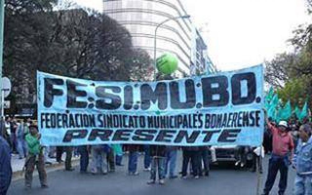 Municipales bonaerenses se movilizan a la Legislatura