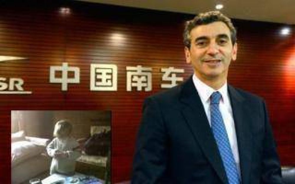Randazzo quiere conocer al nene que lo llamaba porque se le rompi� su tren de juguete