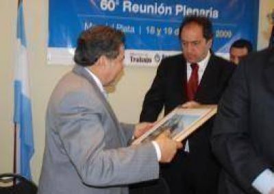 El PJ tras la derrota. Beder viaj� a Buenos Aires y se re�ne con Scioli