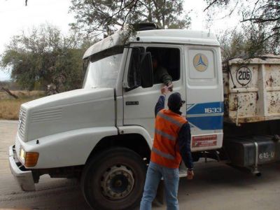 Intensifican controles de transporte de �ridos y seguridad laboral
