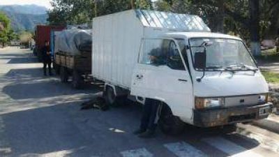 Chumbicha: secuestran cami�n que llevaba le�a