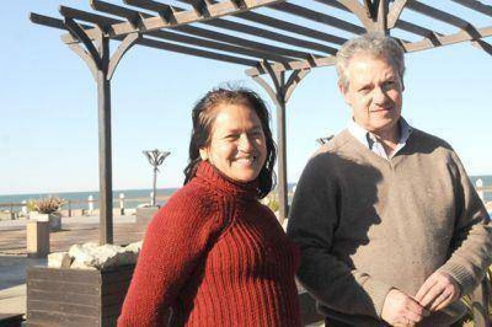 Albina Ruiz R�os, ense�a a convertir los residuos en trabajo digno