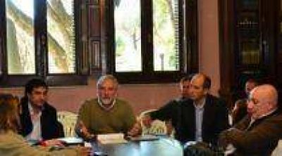 Jubilados piden que sea voluntario el aporte a la Federaci�n