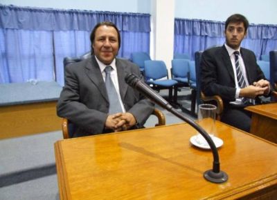 Reclaman m�s de $5 millones a un ex intendente de El Trapiche