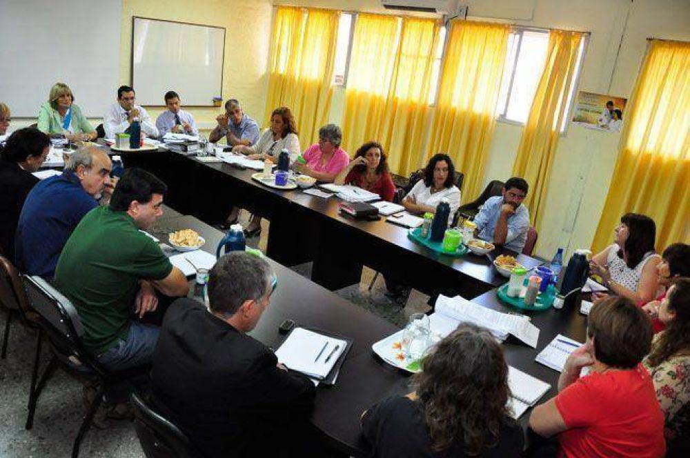 La paritaria docente se posterg� para el 28 de agosto y se dilata la devoluci�n de los descuentos