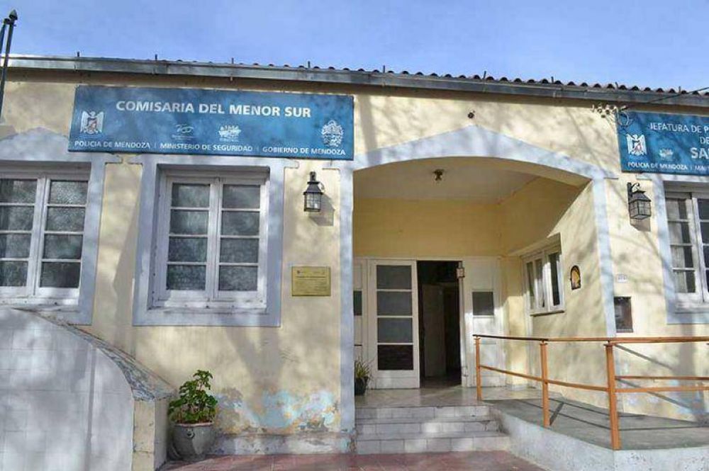 Joven de 17 a�os entr� a la escuela con un arma
