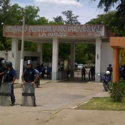 El jefe del Servicio Penitenciario present� su renuncia