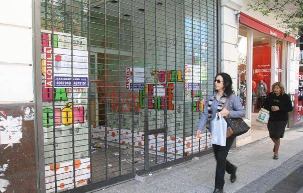 Cierran locales comerciales y demoran hasta tres meses en volver a ocuparse