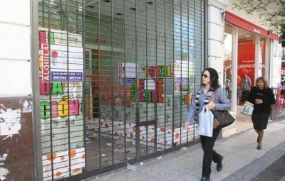 Cierran locales comerciales y demoran hasta tres meses en volver a ocuparse