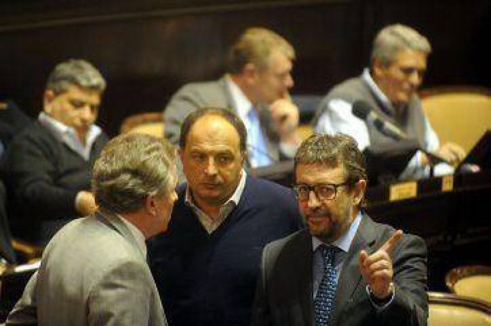 Inundaciones: deber�n responder en Diputados