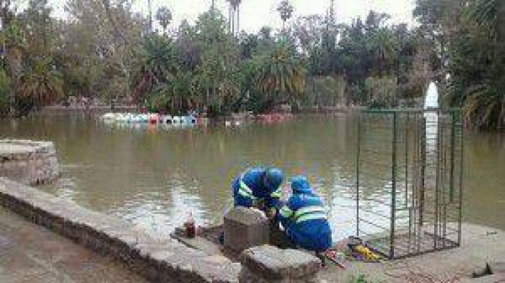 Isa asegur� que la limpieza del lago del Parque no afectar� a los animales