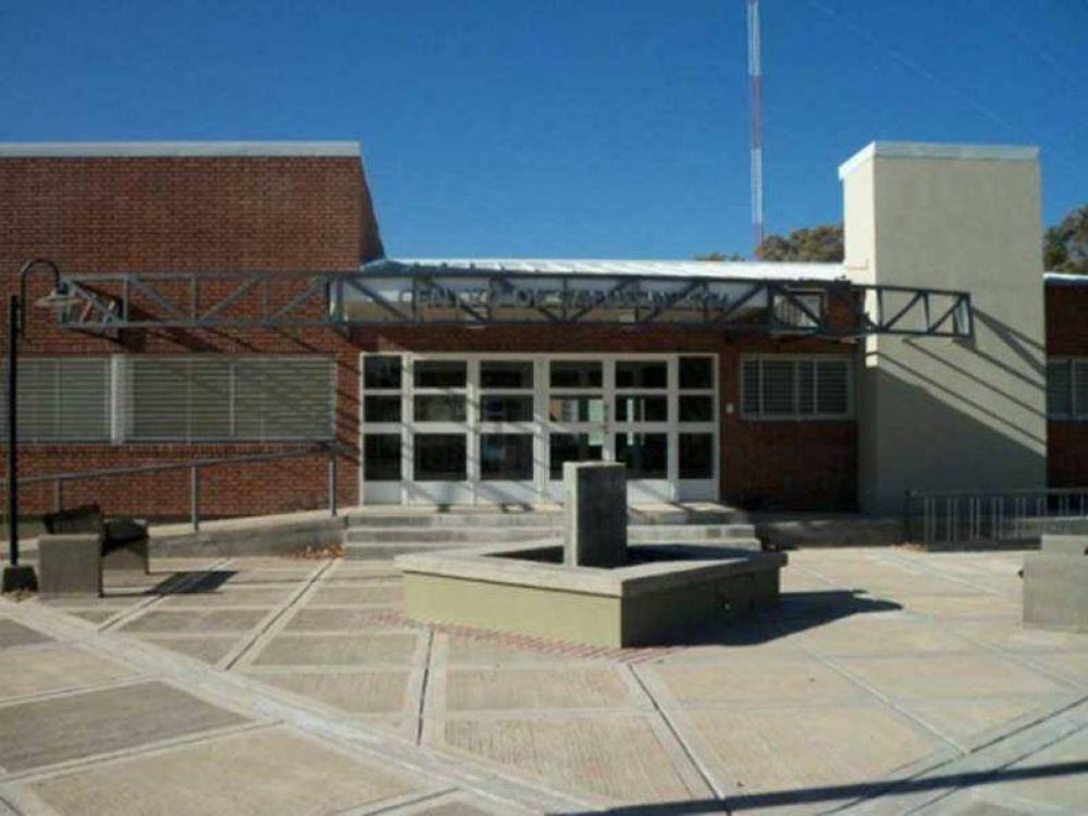 Por falta de m�dicos en distritos mandar�n a residentes a los centros de salud