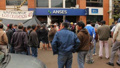 ANSES dilata una vez m�s el pago de la deuda con los tareferos y el conflicto crece