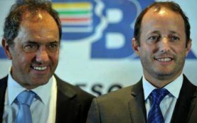 En medio de rumores de ruptura, Scioli e Insaurralde comparten acto en Lomas de Zamora