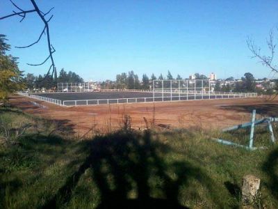 CAFESG proveer� del sistema de riego a la cancha profesional de Hockey que construye en el Polideportivo de Concordia