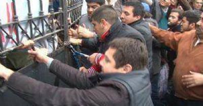 El PO repudi� las agresiones sufridas por estudiantes de la UNT