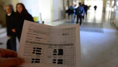 Investigan cirug�a mal registrada en el Cl�nicas