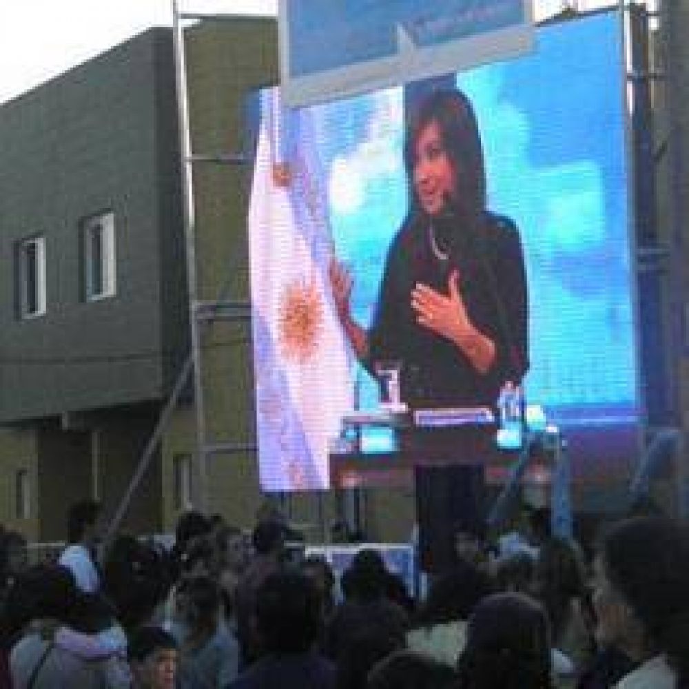 Cristina lanz� un nuevo plan de viviendas que incluye a La Rioja