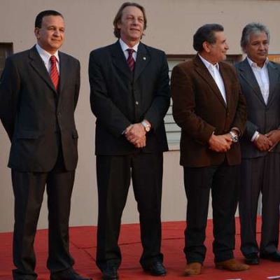Funcionario nacional recorri� las obras de viviendas en La Rioja