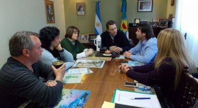 Avanza la creaci�n de una Escuela de Guardavidas en el distrito