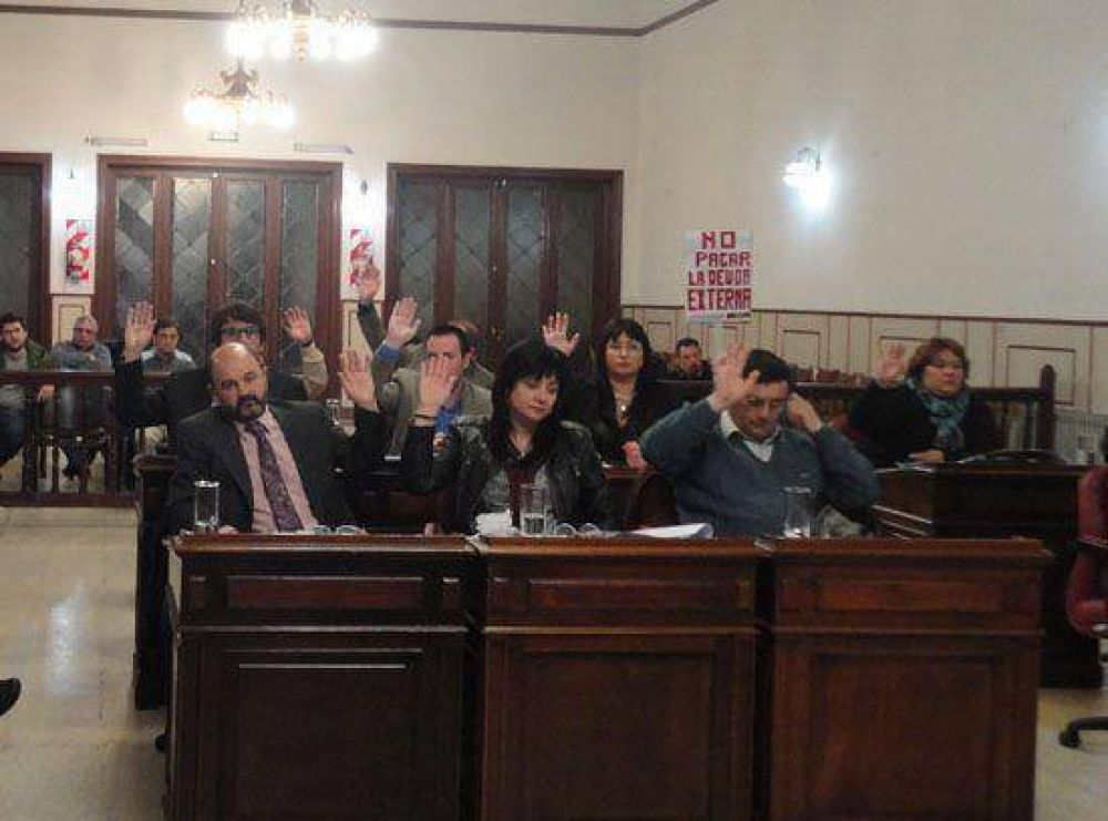 Oficialismo impuso mayor�a para remover al tesorero municipal