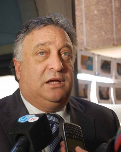 Torroba y Mac Allister, juntos, superar�an a Verna, seg�n las encuestas