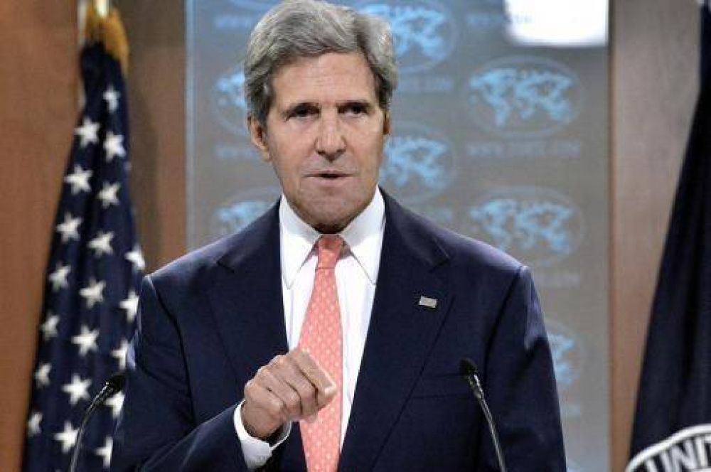 Fall� el Air Force y Kerry tuvo que regresar en un vuelo comercial
