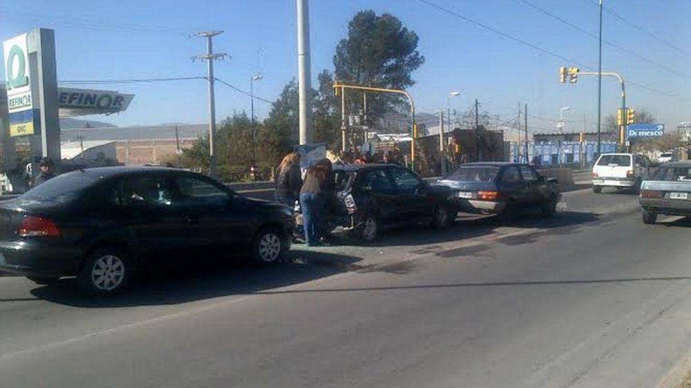Un nuevo choque en cadena sobre la avenida Bolivia