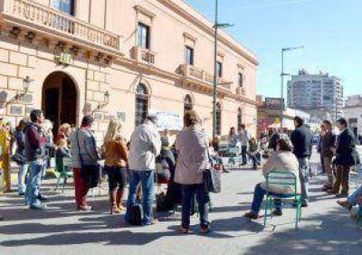UADER pagar� hoy sueldos atrasados del Colegio