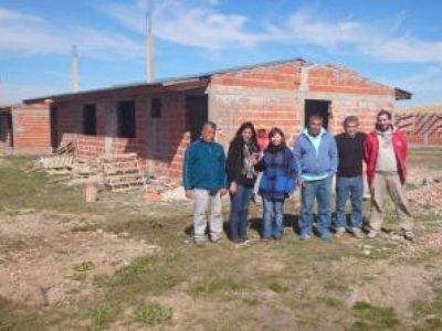 Batakis recorri� las obras del Plan de Autoconstrucci�n de viviendas