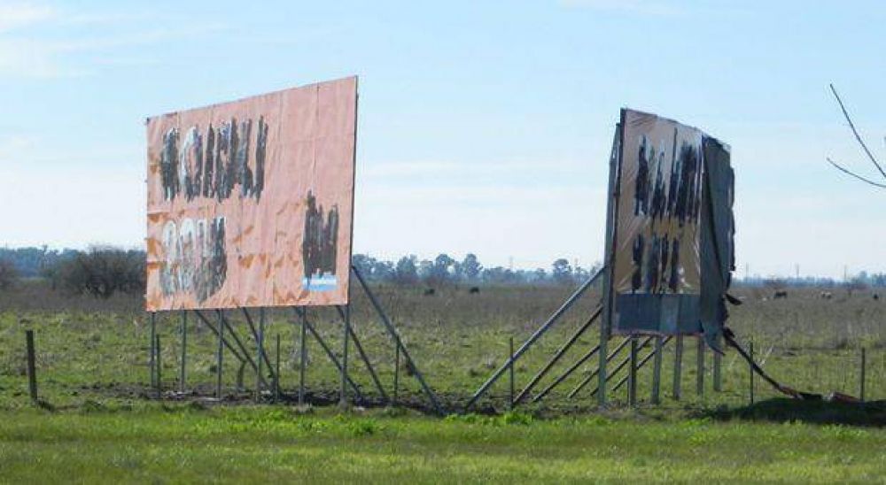 El Sciolismo sale a repudiar la destrucci�n de m�s de 25 carteles de campa�a del Gobernador