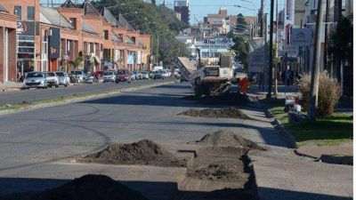 Trabajos de recuperaci�n de la trama vial en Paran�
