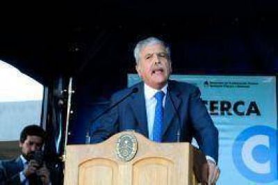 De Vido: �Aranguren apoya la participaci�n provincial hidrocarburos porque Shell no invierte