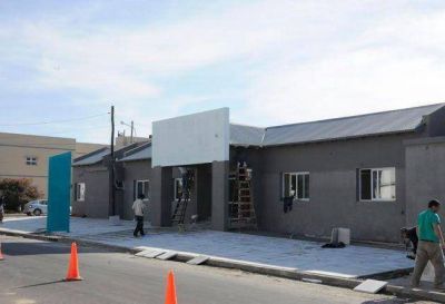 El Municipio inaugura el Centro de Salud Mental de D�a y un nuevo play�n polideportivo