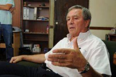 Dusso defendi� la obras de las cloacas de Valle Viejo y Fray Mamerto Esqui�