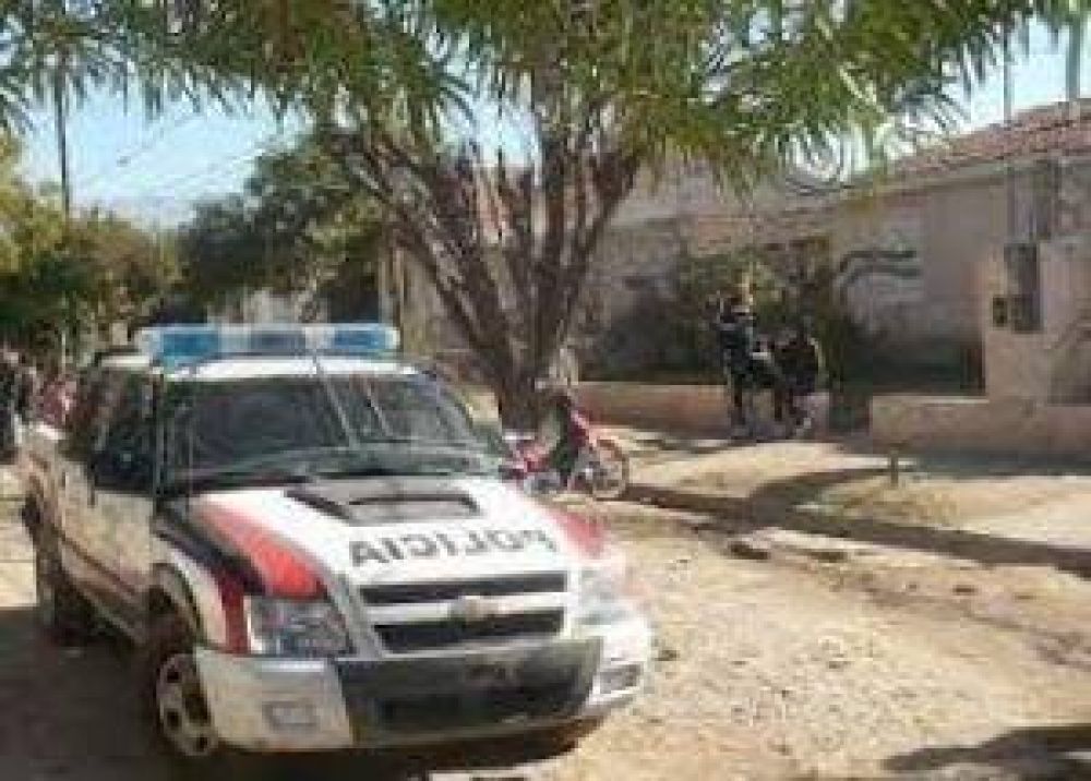 Arrestan a 28 personas en descomunal gresca